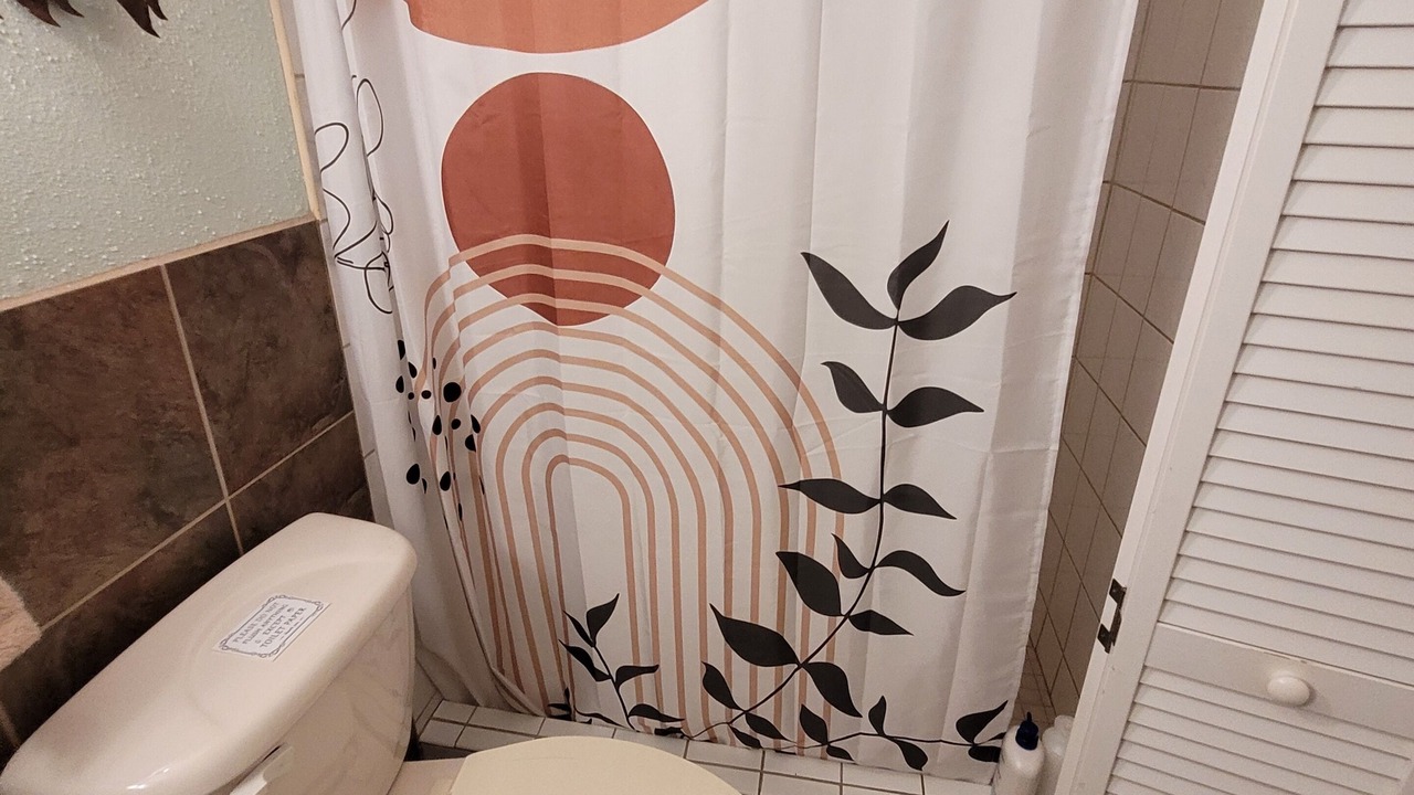Photo of Bathroom in Estate Golden Rock