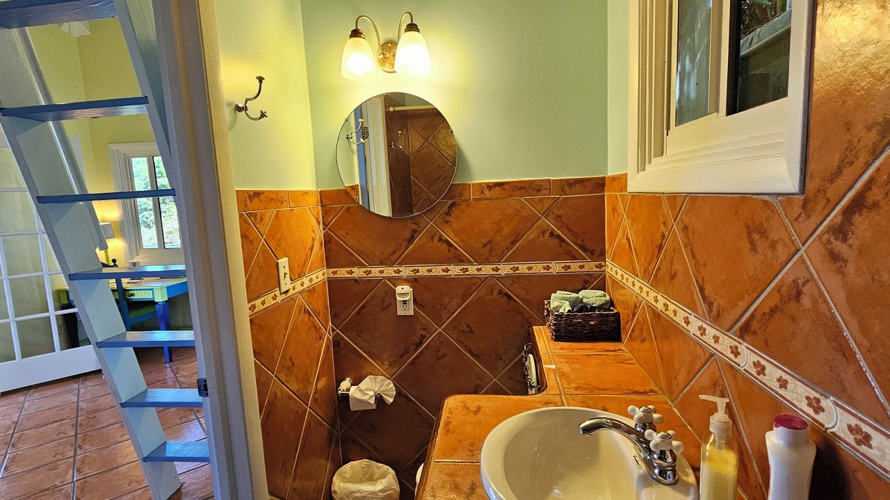 Photo of Bathroom in Bordeaux Mountain