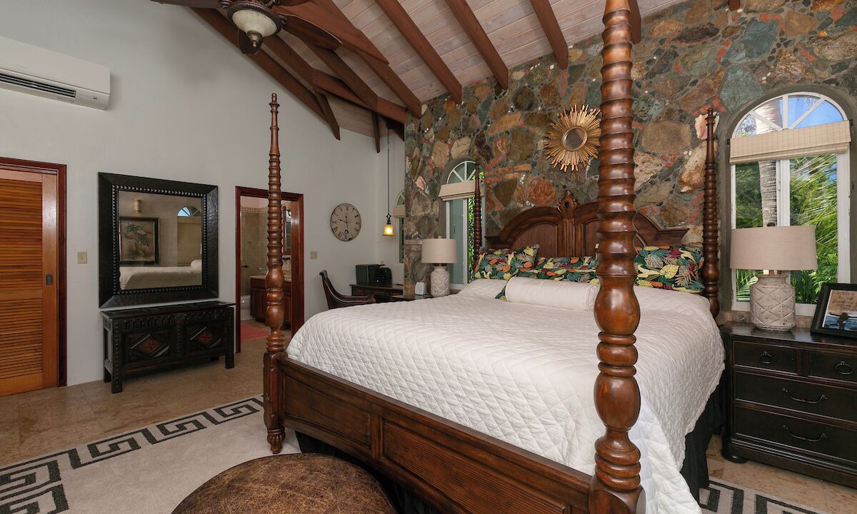 Photo of Bedroom in Hart Bay