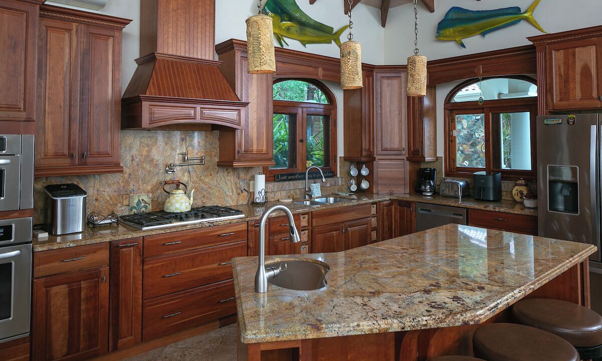 Photo of Kitchen in Hart Bay