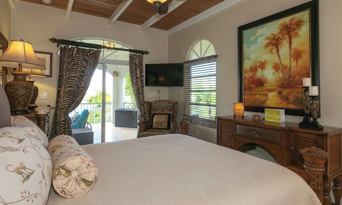Photo of Bedroom in Hart Bay