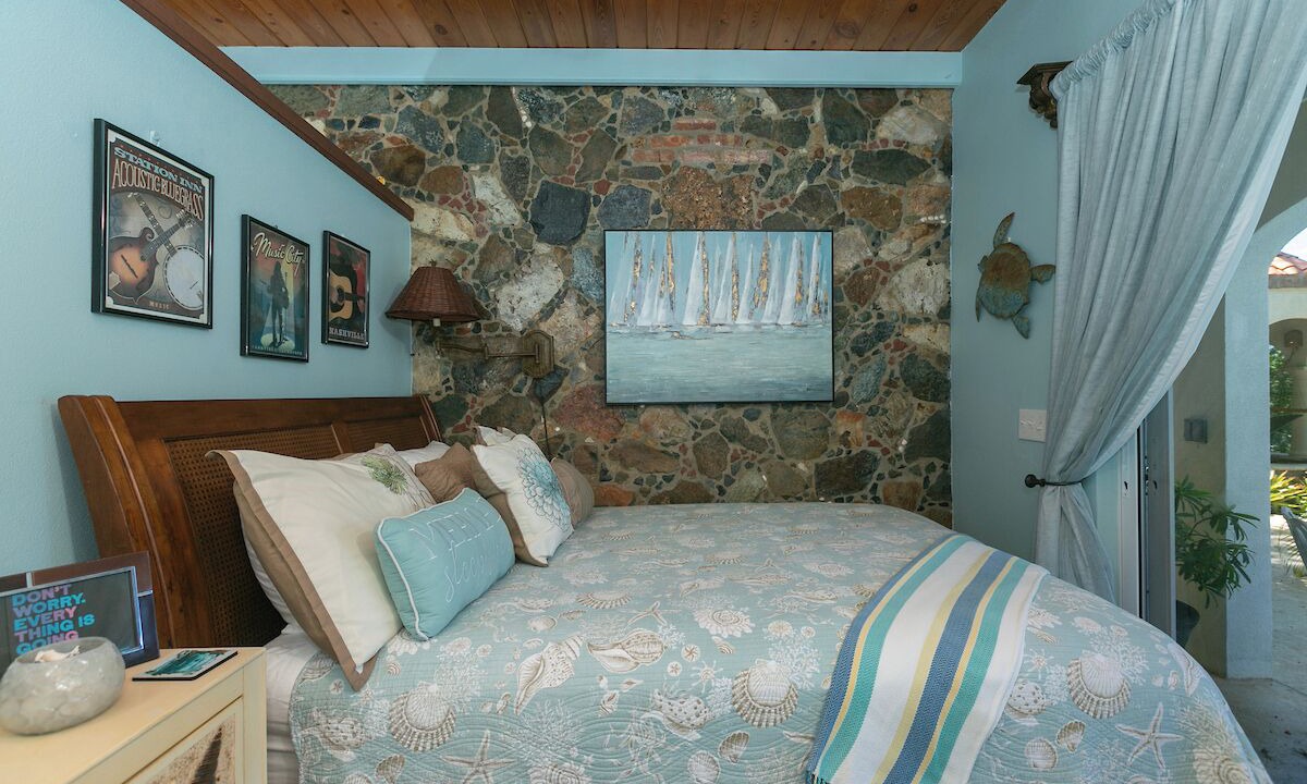 Photo of Bedroom in Hart Bay