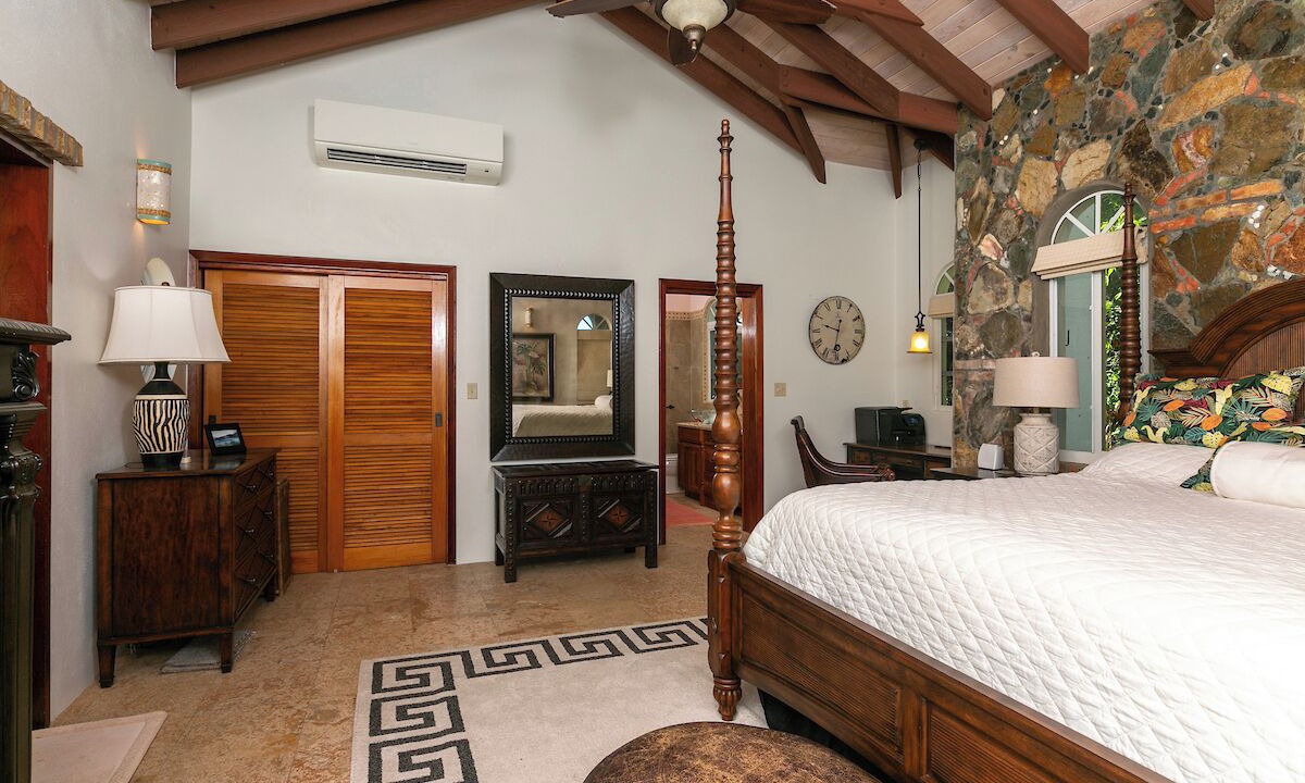 Photo of Bedroom in Hart Bay