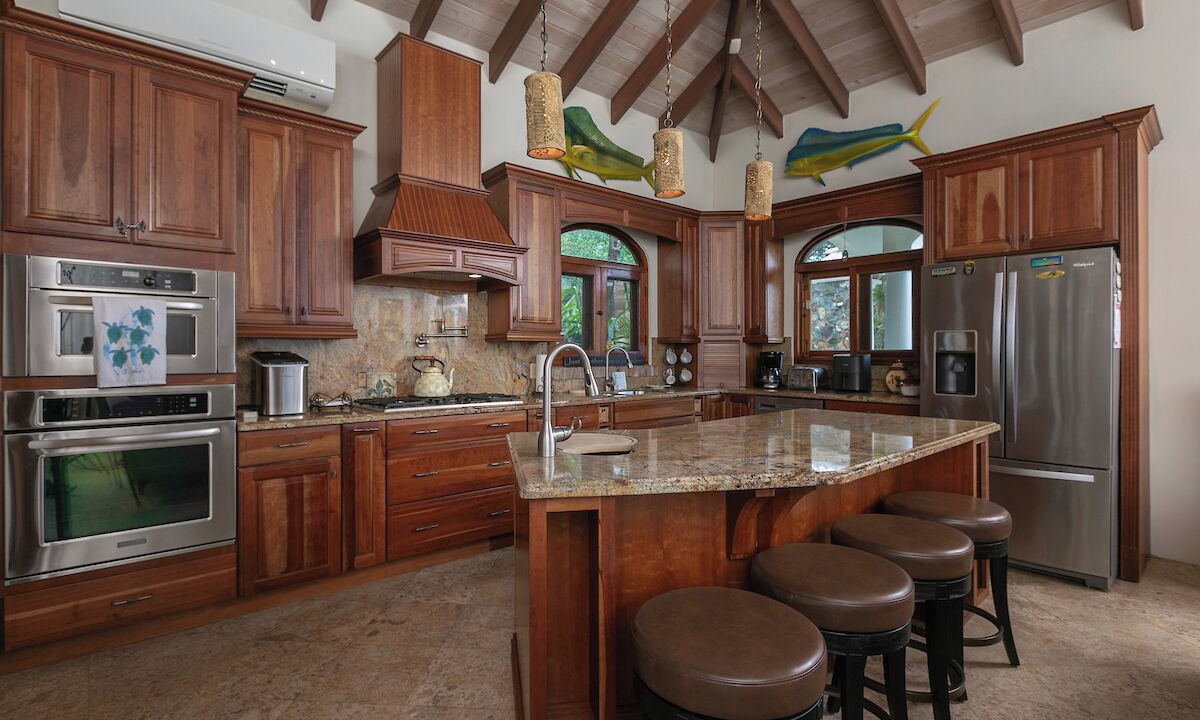 Photo of Kitchen in Hart Bay