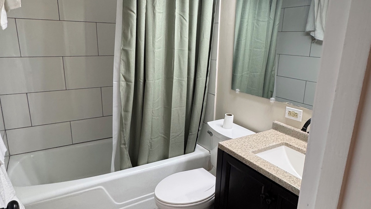 Photo of Bathroom in Red Hook