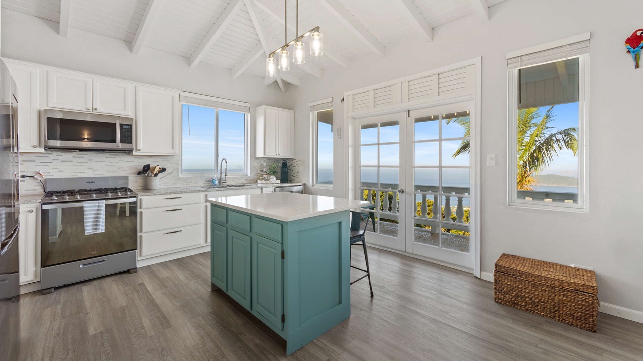 Photo of Kitchen in Estate Lindbergh Bay