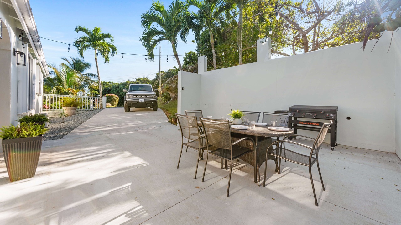 Photo of Outdoor in Estate Lindbergh Bay