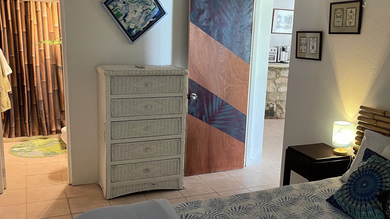 Photo of Bedroom in Estate Little La Grange
