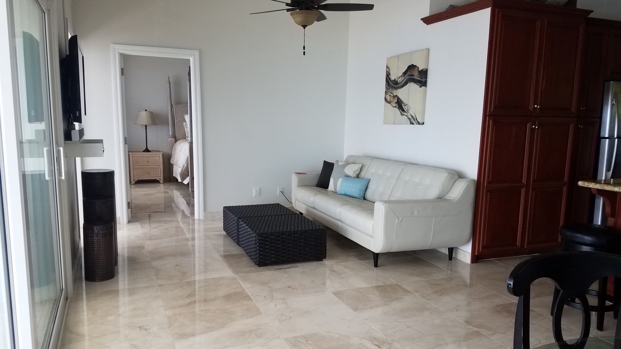 Photo of Livingroom in Contant Farms