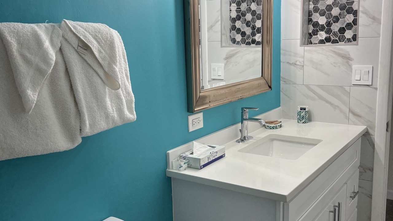 Photo of Bathroom in Estate Golden Rock