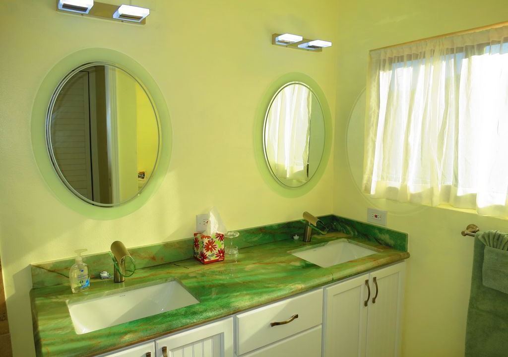 Photo of Bathroom in Red Hook