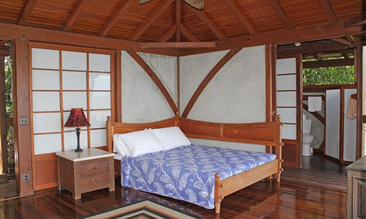 Photo of Bathroom in Estate Calabash Boom
