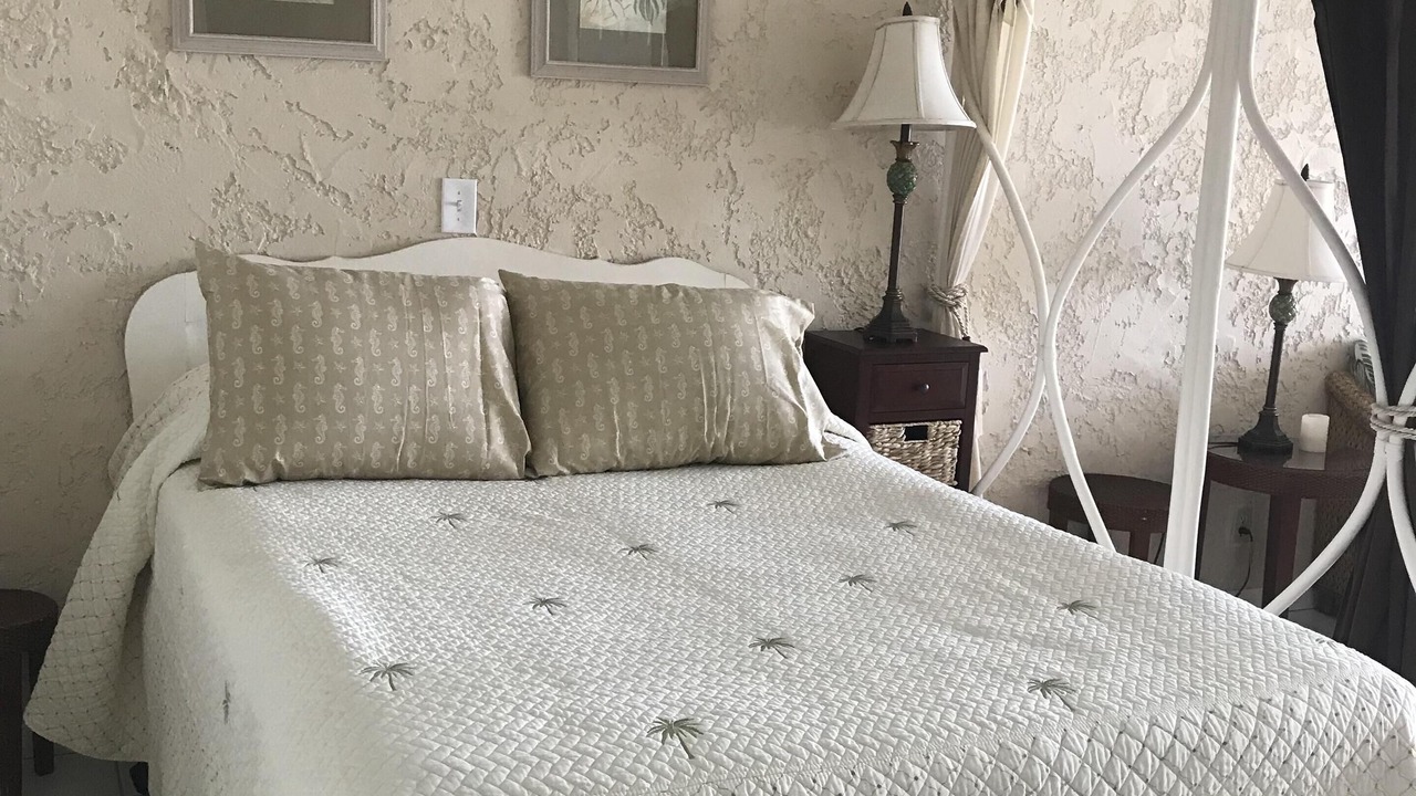 Photo of Bedroom in Red Hook