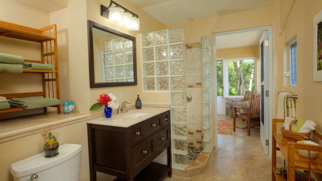 Photo of Bathroom in Estate Freemans Ground