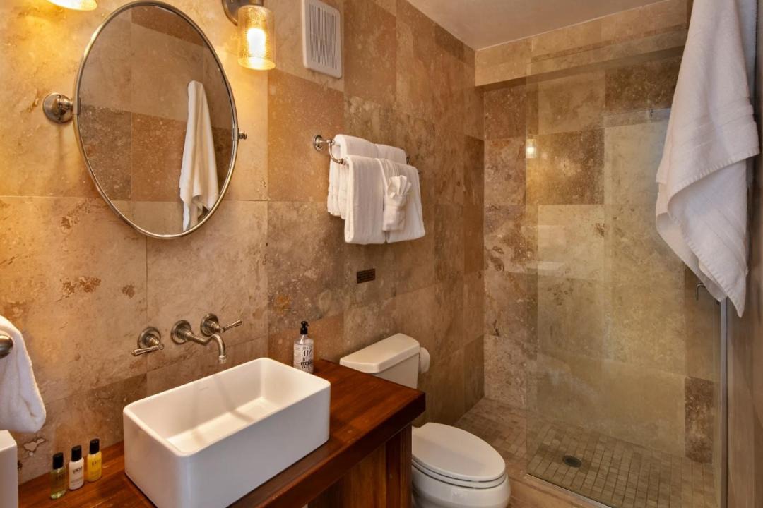Photo of Bathroom in Estate Peterborg