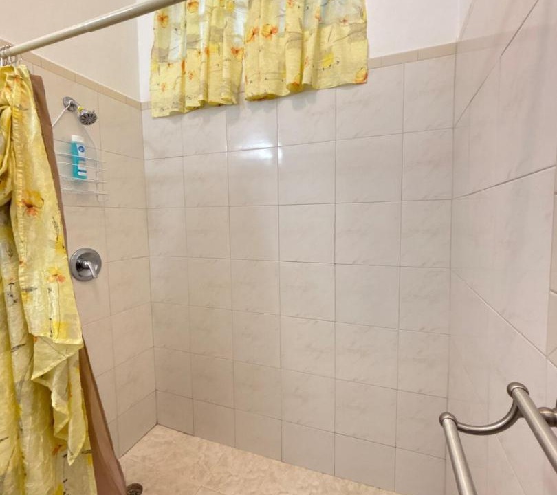 Photo of Bathroom in Estate Contant