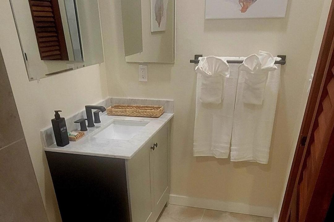 Photo of Bathroom in Estate Hansen Bay