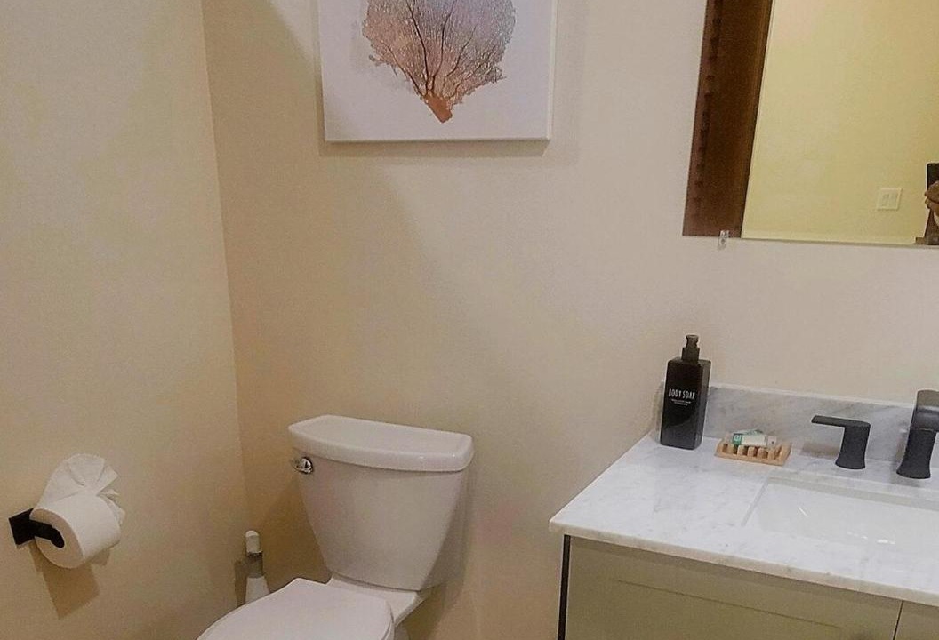 Photo of Bathroom in Estate Hansen Bay