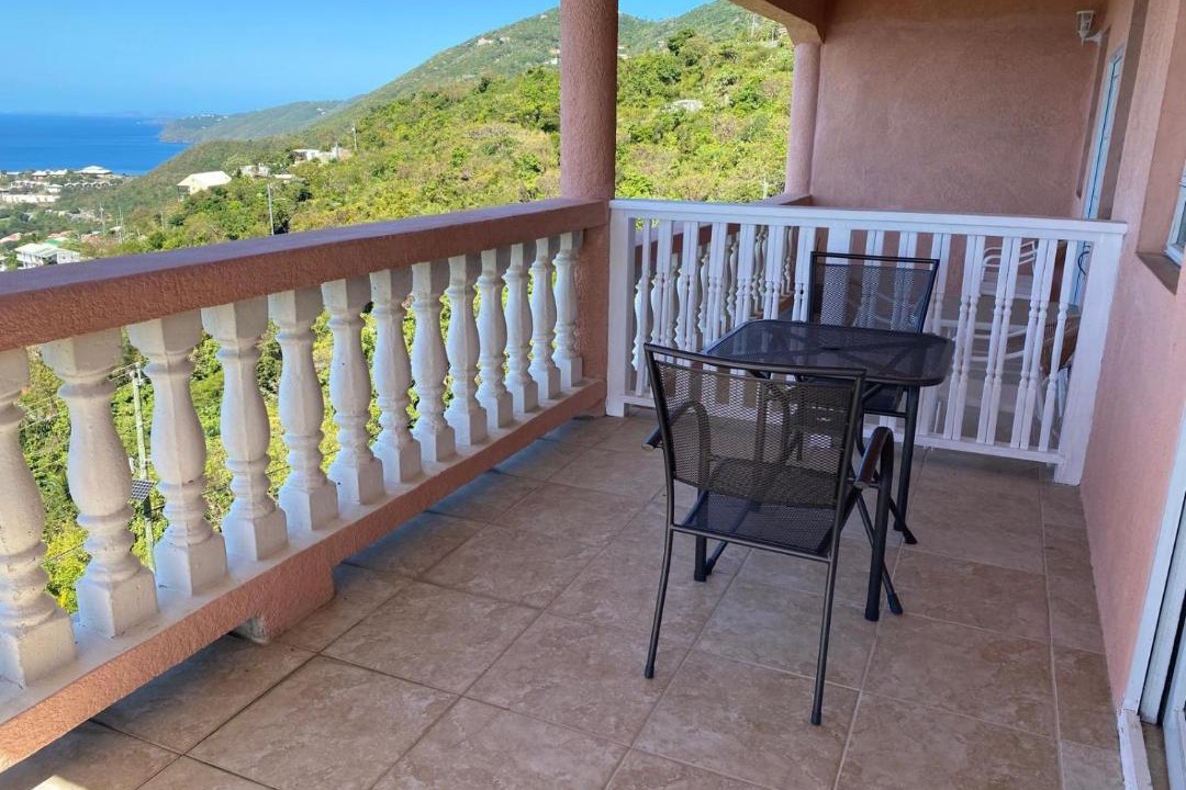 Photo of Patio Balcony in Estate Contant
