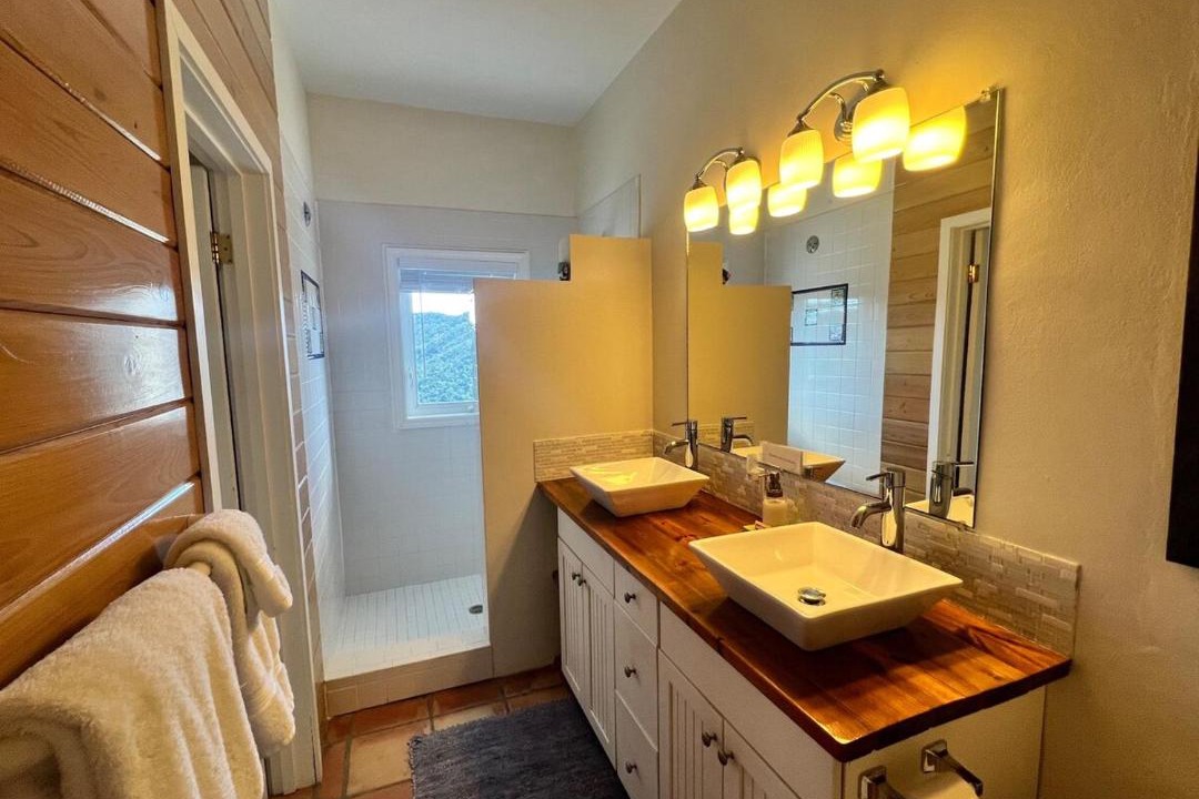 Photo of Bathroom in Upper Carolina