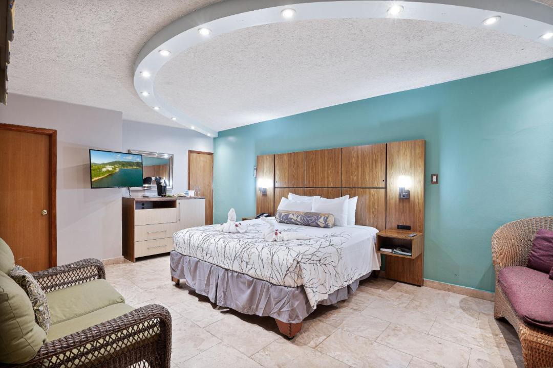 Photo of Bedroom in Charlotte Amalie West