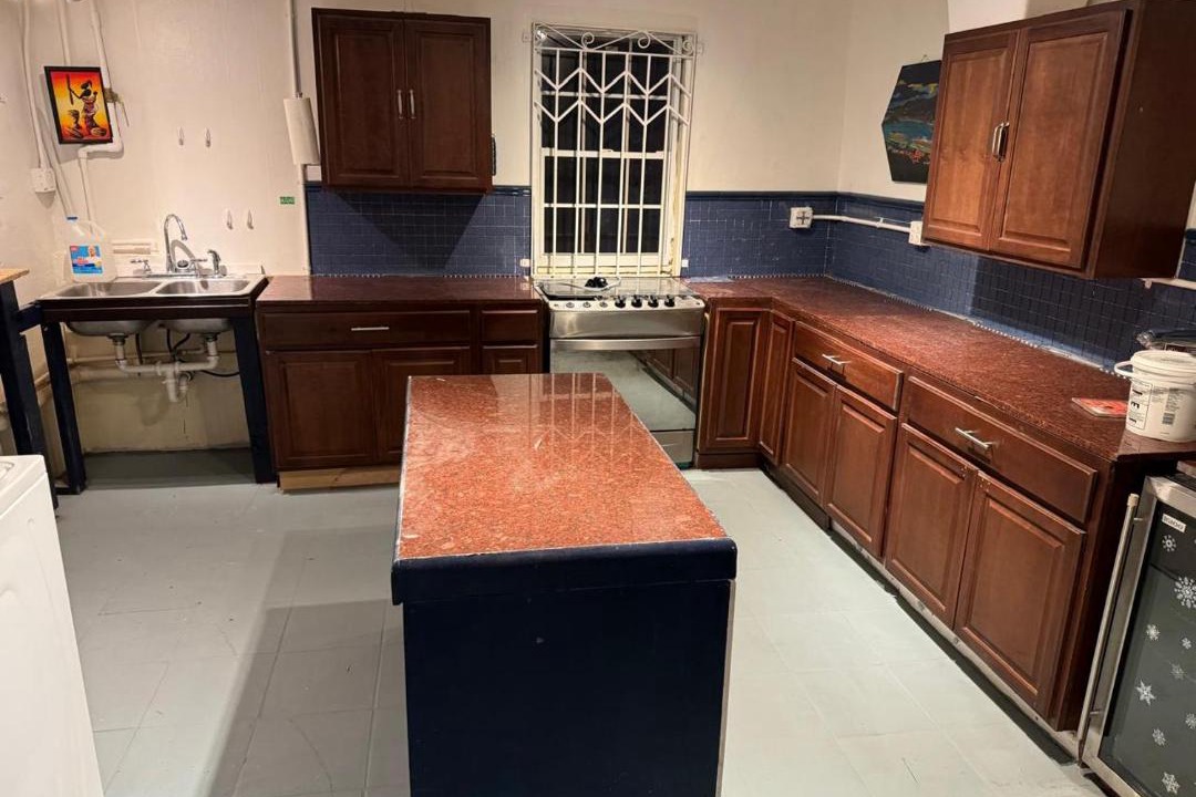 Photo of Kitchen in Estate Kings Quarter