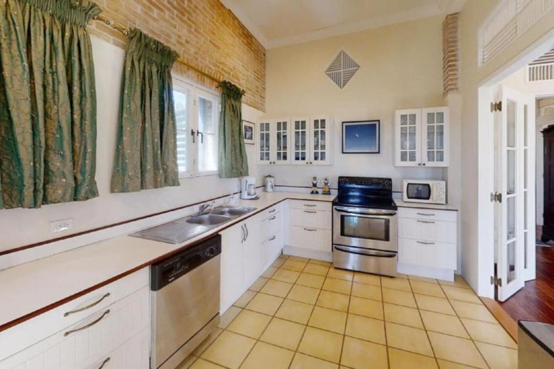 Photo of Kitchen in Estate East Street