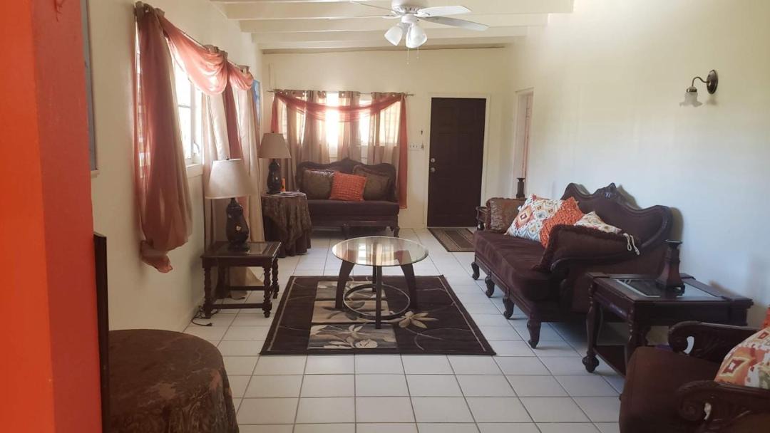 Photo of Livingroom in Estate Marys Fancy
