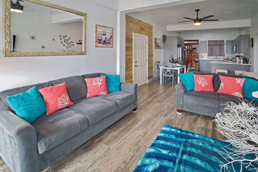 Photo of Livingroom in Anna's Retreat