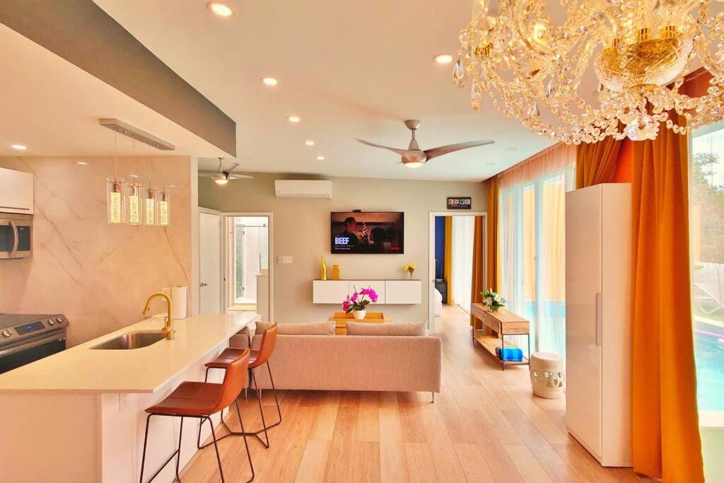 Photo of Livingroom in Red Hook