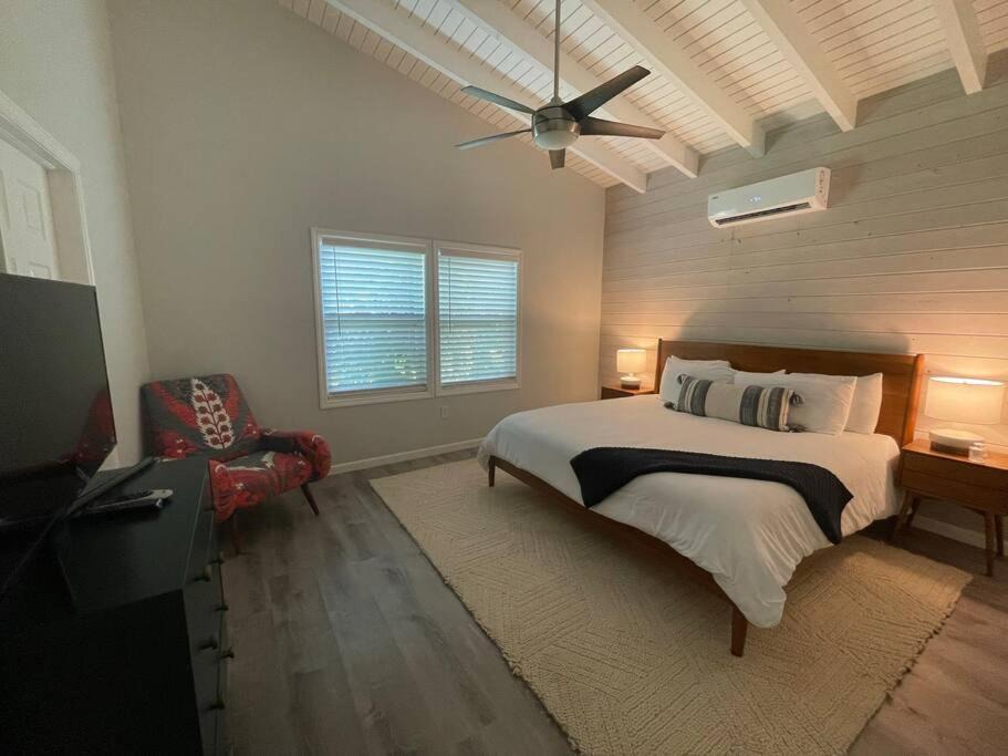 Photo of Bedroom in Estate Hull