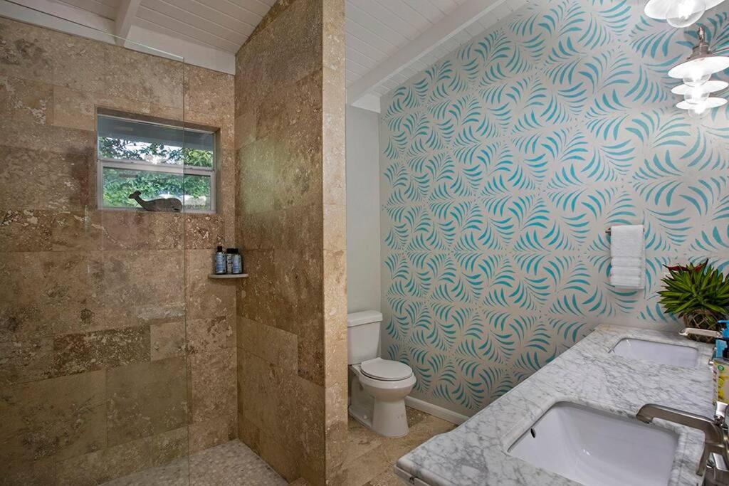 Photo of Bathroom in Estate Hull