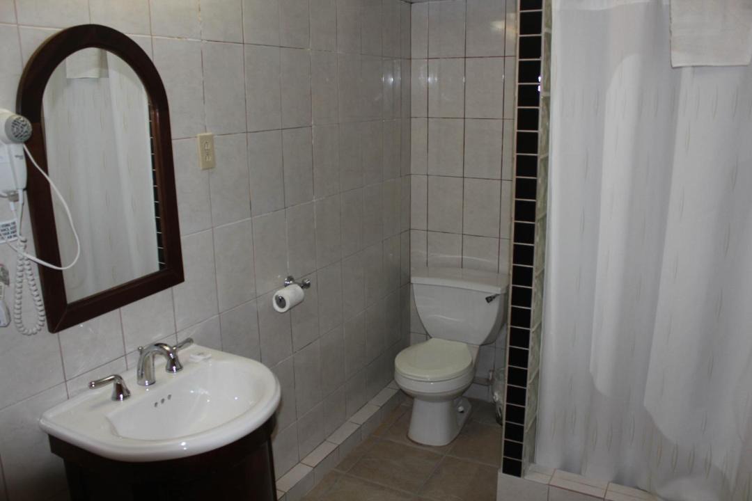 Photo of Bathroom in Estate Elizabeth