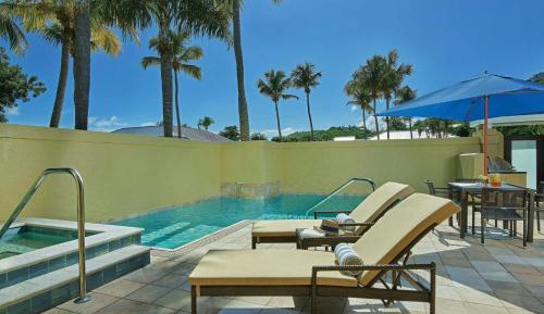 3 Bedroom Villa, In Loft: 3 King, Sofa bed, Resort view