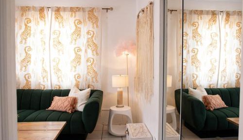 One-Bedroom Apartment with Terrace