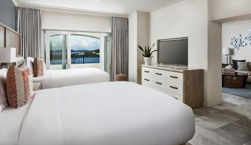 Club Oceanfront, Club level, 1 Bedroom Suite, Balcony