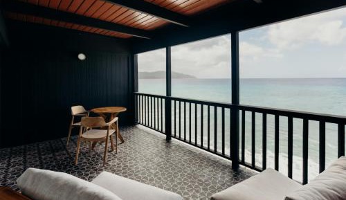 Deluxe King Ocean View