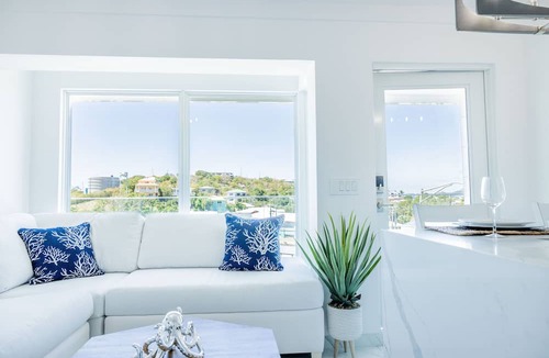 Estate Enighed Condo | Dolphin Suites