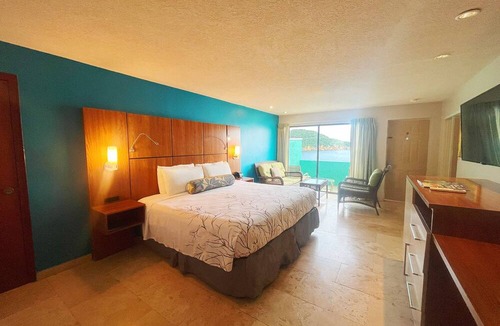 Charlotte Amalie West Hotel | Lindbergh Bay Hotel and Villas