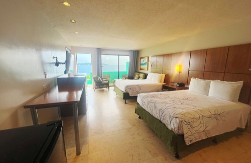Charlotte Amalie West Hotel | Lindbergh Bay Hotel and Villas
