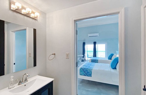 Grapetree Hotel | Grapetree Bay Hotel & Villas