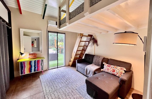 Nazareth Apartment | Surfer Shack 2 King Bedrooms (1 is a Loft)