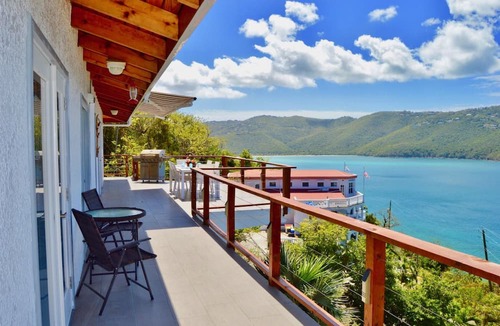Peterborg Villa | Secluded peterborg Villa-July 4 open! Enjoy sweeping views of Magens bay