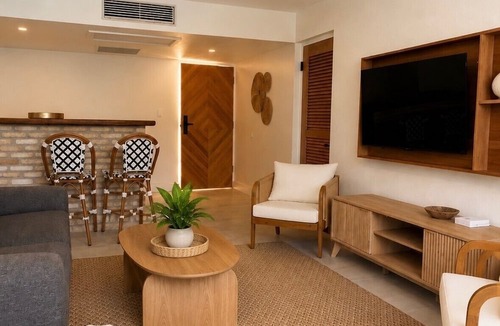 Christiansted Hotel | Hotel on the Cay