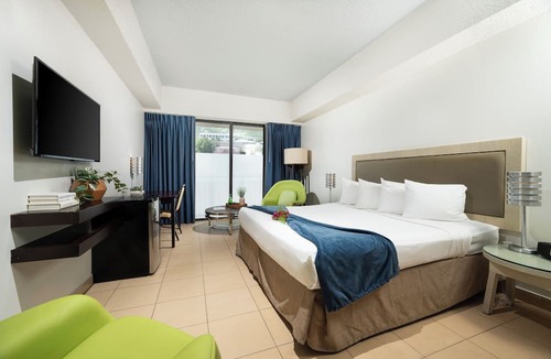 Estate Demarara Hotel | Windward Passage Hotel