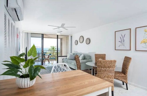 Red Hook Condo | Serene Beach Condo- One Bedroom w/Balcony
