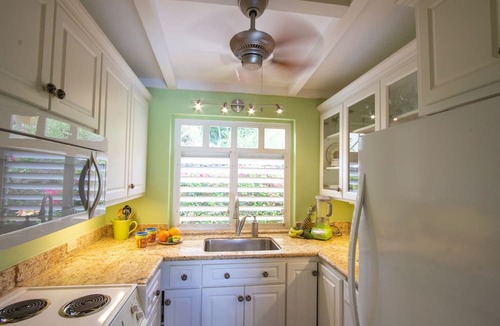 Estate Teague Bay Cottage | Beautiful Cottage with Private Pool in the Exclusive East End! (See video tour!)