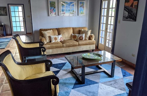 Estate Frenchman Bay Apartment | Aqua