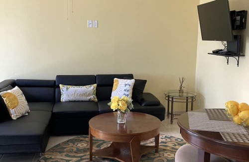 North Side House | Casa Cielo