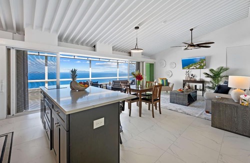 Estate Lovenlund Condo | Renovated - 2 Bed, Ocean views, Pool, Mahogany Run